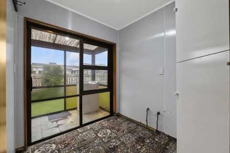 Photo of property in 45 Murray Avenue, Hawera, 4610