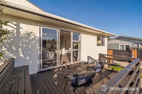 Photo of property in 180 Major Drive, Kelson, Lower Hutt, 5010