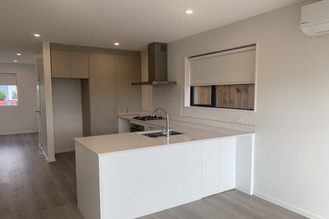 Photo of property in 6 Gosper Road, Takanini, 2112