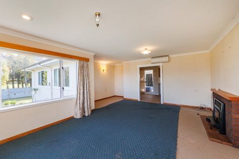 Photo of property in 2390 State Highway 3, Sanson, Palmerston North, 4479