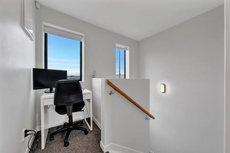 Photo of property in 5/86 Fred Taylor Drive, Westgate, Auckland, 0814