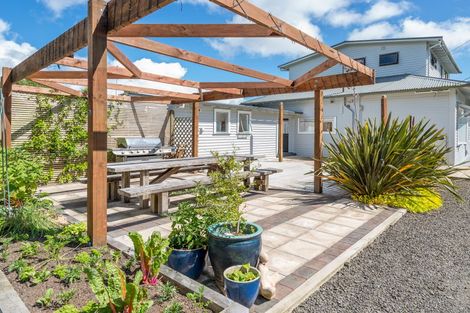 Photo of property in 129 Taylor Road, Waimauku, 0882