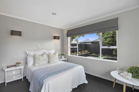 Photo of property in 9 Oakfield Street, Burnside, Christchurch, 8053