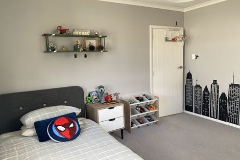 Photo of property in 24 Mangaroa Hill Road, Maoribank, Upper Hutt, 5018