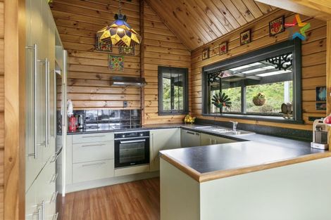 Photo of property in 1 Cottle Heath Close, Manor Park, Lower Hutt, 5019