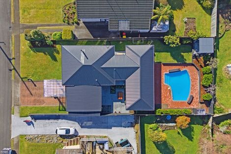 Photo of property in 15 Carter Drive, Pomare, Rotorua, 3015