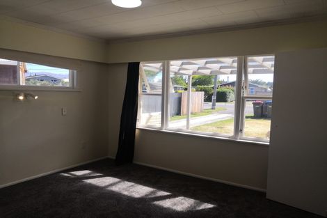 Photo of property in 19 Campbell Street, Alexandra, 9320