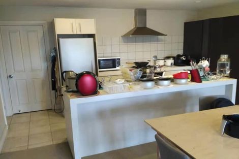 Photo of property in 28 Leneford Drive, East Tamaki, Auckland, 2013