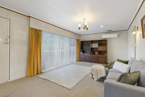 Photo of property in 15 Corilin Place, Mangakakahi, Rotorua, 3015