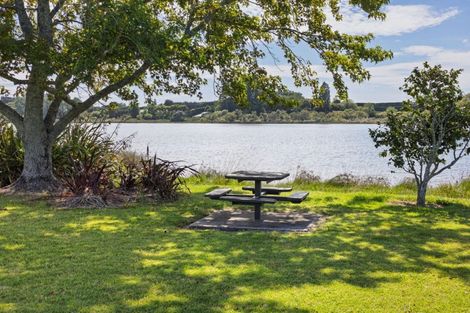 Photo of property in 10 Lindoch Avenue, Te Puna, Tauranga, 3174