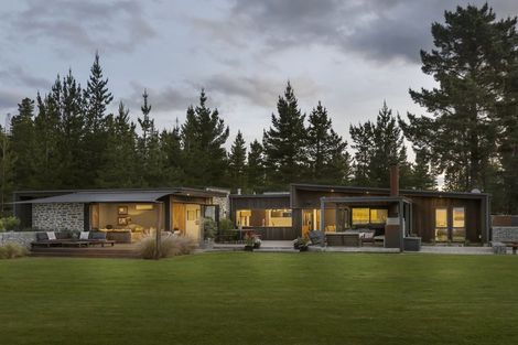 Photo of property in 137 Bannockburn Road, Cromwell, 9384