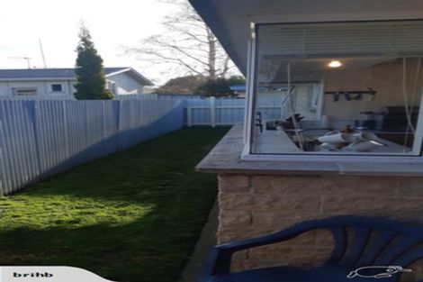 Photo of property in 2/432 Gloucester Street, Taradale, Napier, 4112