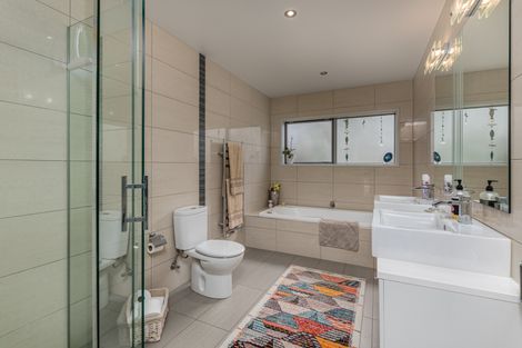 Photo of property in 1 Kotare Heights, Kerikeri, 0230