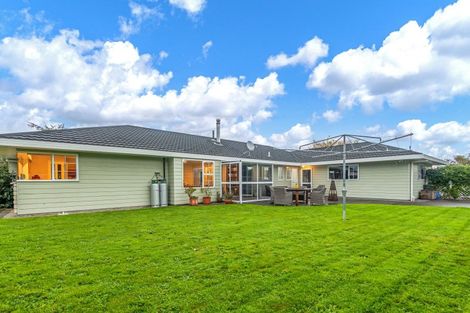 Photo of property in 130 Parewanui Road, Bulls, 4894