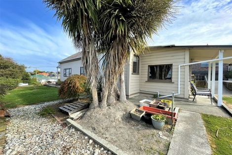 Photo of property in 218 Clyde Street, Balclutha, 9230