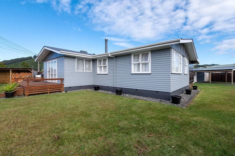 Photo of property in 19 Fenruss Street, Fairy Springs, Rotorua, 3015