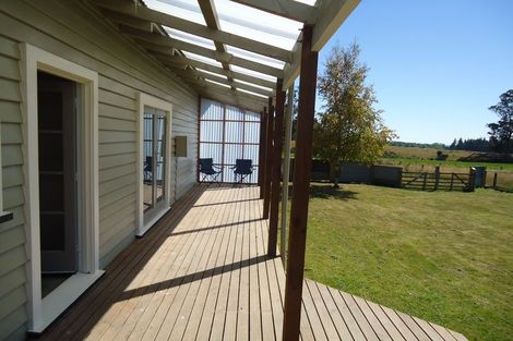 Photo of property in 27 Kennards Road, Waimate, 7978