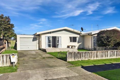 Photo of property in 42 Wynyard Crescent, Tamatea, Napier, 4112