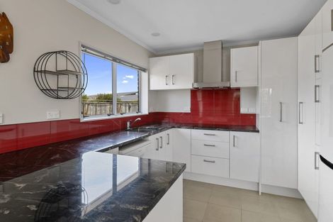 Photo of property in 23 Tobys Way, Waikanae Beach, Waikanae, 5036