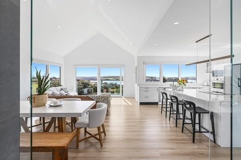 Photo of property in 30 Pacific Cliffs Drive, Gulf Harbour, Whangaparaoa, 0930