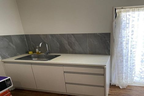 Photo of property in 10 Rohi Place, Flat Bush, Auckland, 2019