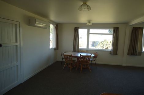 Photo of property in 27 Kennards Road, Waimate, 7978