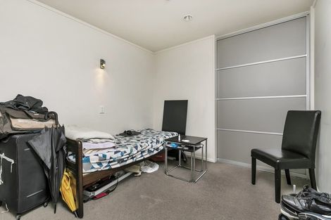 Photo of property in Luna Apartments, 4c/16 Burton Street, Grafton, Auckland, 1010