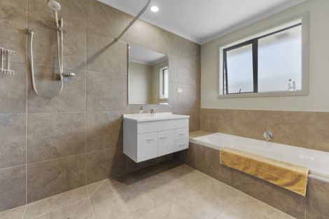 Photo of property in 24 Chandler Crescent, Clyde, 9330