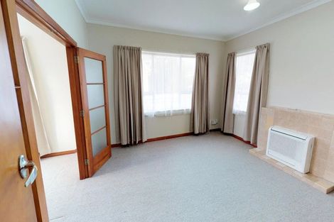 Photo of property in 21 Florence Avenue, Palmerston North, 4414
