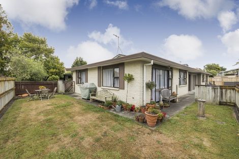 Photo of property in 25 Redwood Grove, Hokowhitu, Palmerston North, 4410