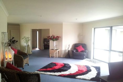 Photo of property in 50 Puhara Avenue, Parklands, Christchurch, 8083