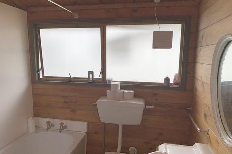 Photo of property in 2/95 Martin Street, Wallaceville, Upper Hutt, 5018