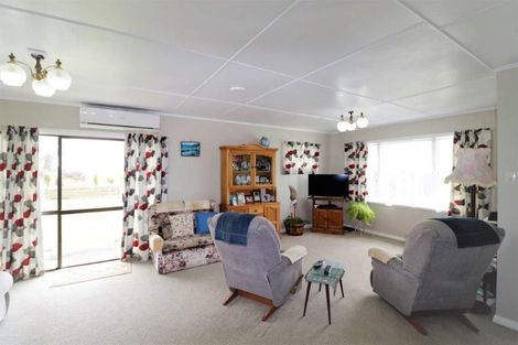 Photo of property in 561 Makirikiri Road, Marton, 4789