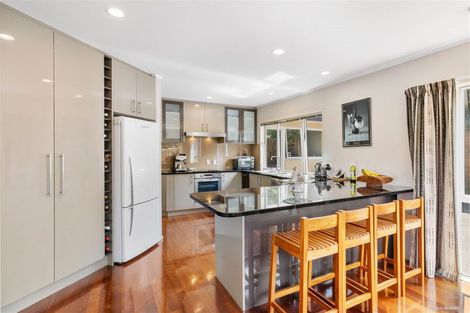 Photo of property in 66a Haseler Crescent, Howick, Auckland, 2014