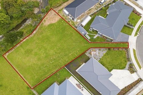 Photo of property in 24 Oldfield Lane, Marton, 4710