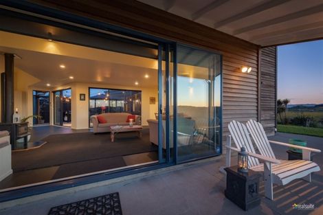 Photo of property in 80 Reay Mackay Grove, Waikawa Beach, Levin, 5573