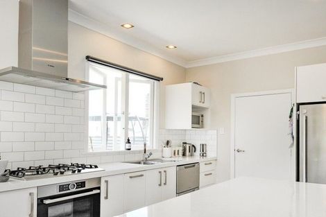 Photo of property in 913 Rimu Street, Mahora, Hastings, 4120