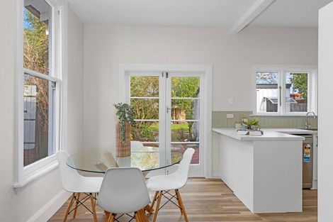 Photo of property in 12 Buccleugh Street, Phillipstown, Christchurch, 8011