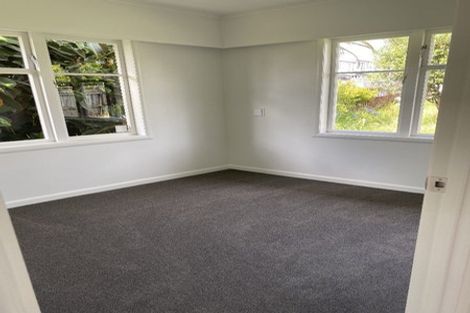 Photo of property in 8 Parker Avenue, New Lynn, Auckland, 0600