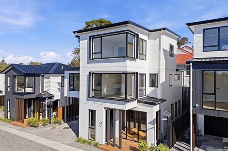 Photo of property in 2/8 Park Rise, Campbells Bay, Auckland, 0630