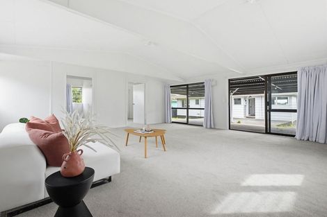 Photo of property in 52 Zelda Avenue, Clover Park, Auckland, 2023