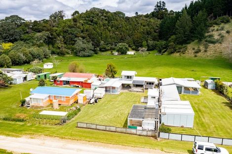 Photo of property in 13 Taiwa Road, Oakura, Hikurangi, 0184