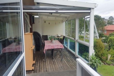 Photo of property in 87e Pioneer Road, Moturoa, New Plymouth, 4310