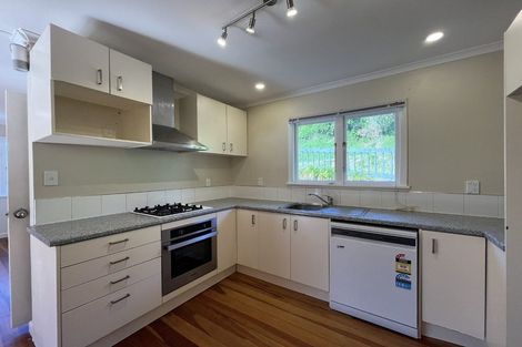 Photo of property in 40 Govett Avenue, Frankleigh Park, New Plymouth, 4310