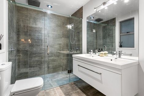 Photo of property in 261 Lakes Boulevard, Pyes Pa, Tauranga, 3112