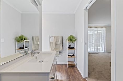 Photo of property in 482b Carrington Road, Hurworth, New Plymouth, 4371