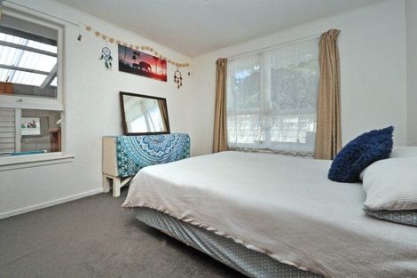 Photo of property in 122 Beaumonts Way, Manurewa, Auckland, 2102