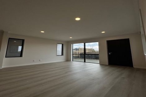 Photo of property in 9 Kikorangi Drive, Wainui, 0992