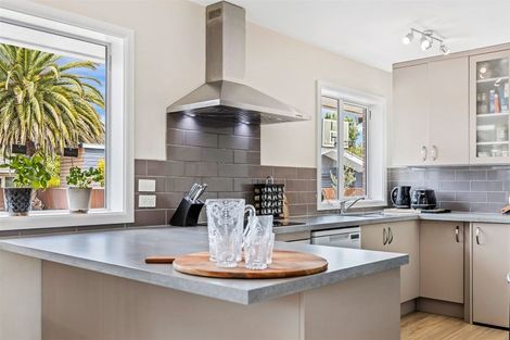 Photo of property in 95 Kendal Avenue, Burnside, Christchurch, 8053