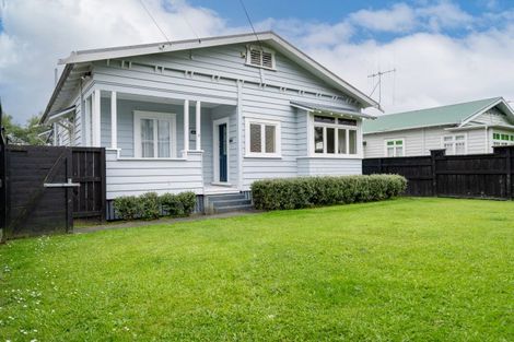 Photo of property in 3 Bernard Street, Avenues, Whangarei, 0110